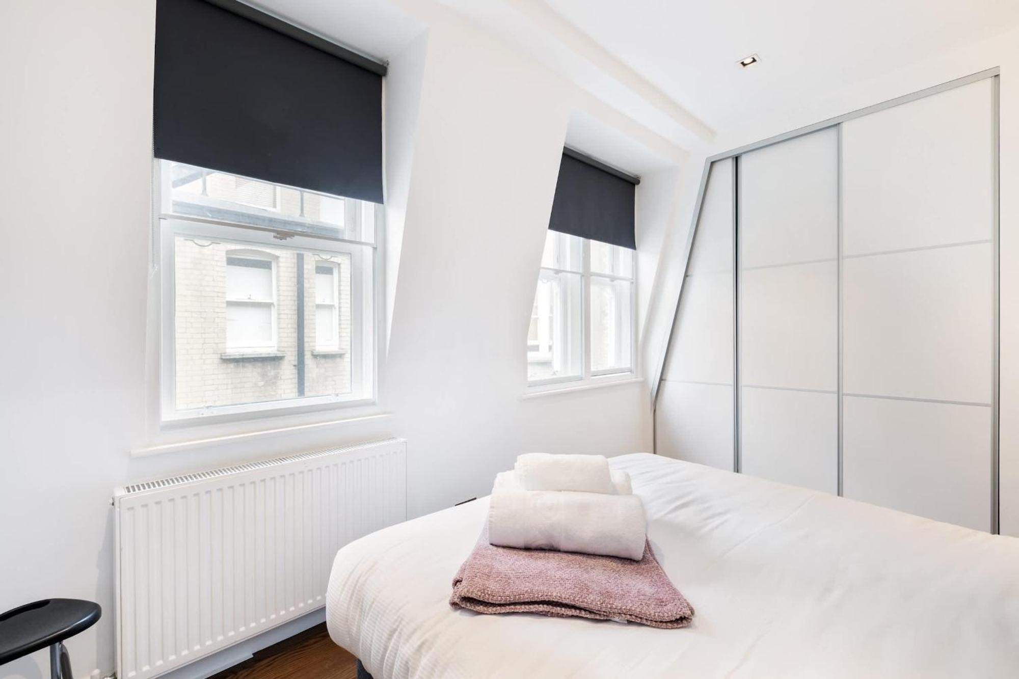 The Heart Of Soho - 2br - Cityapartmentstay * Londra