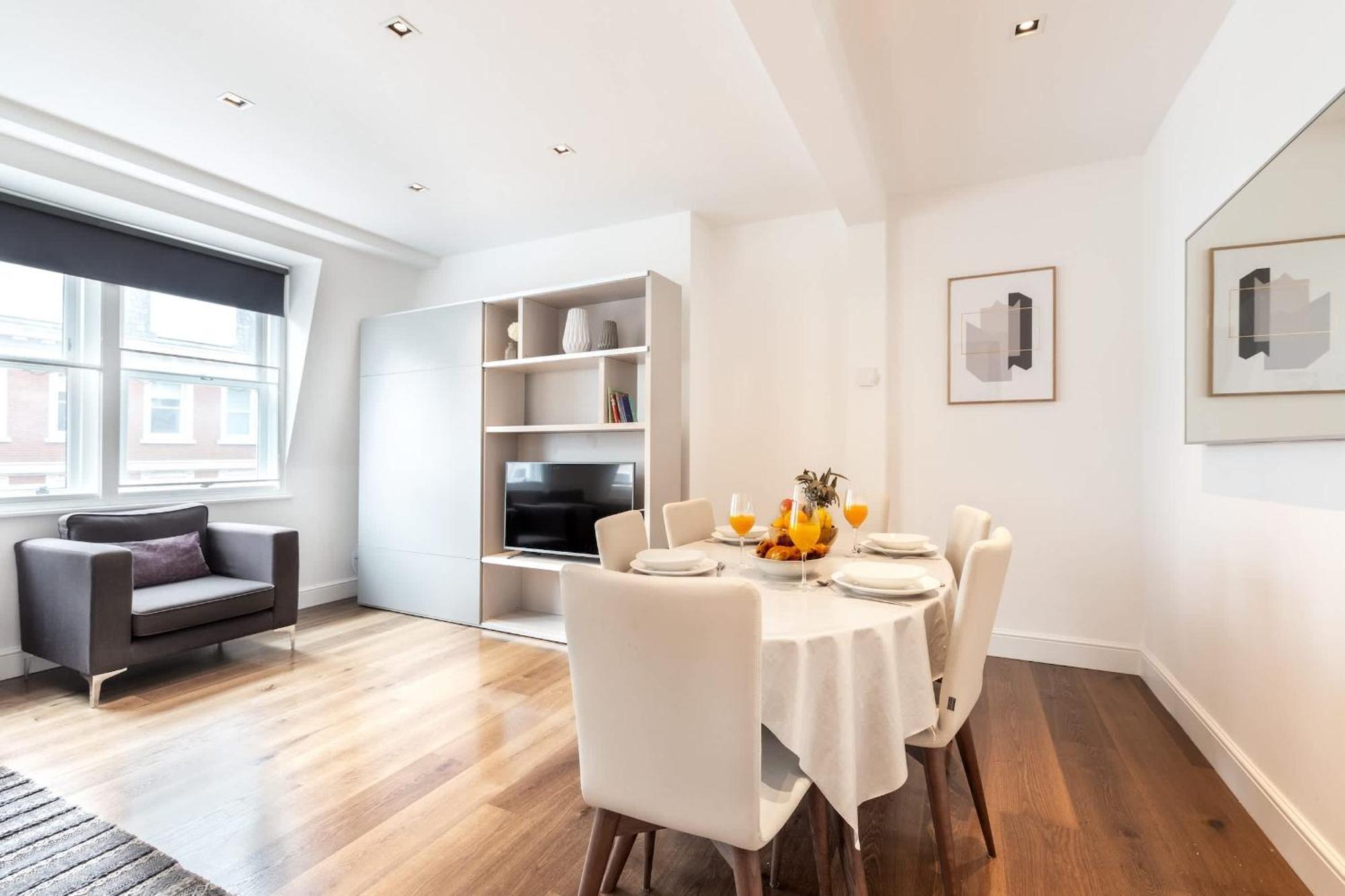 The Heart Of Soho - 2br - Cityapartmentstay * Londra